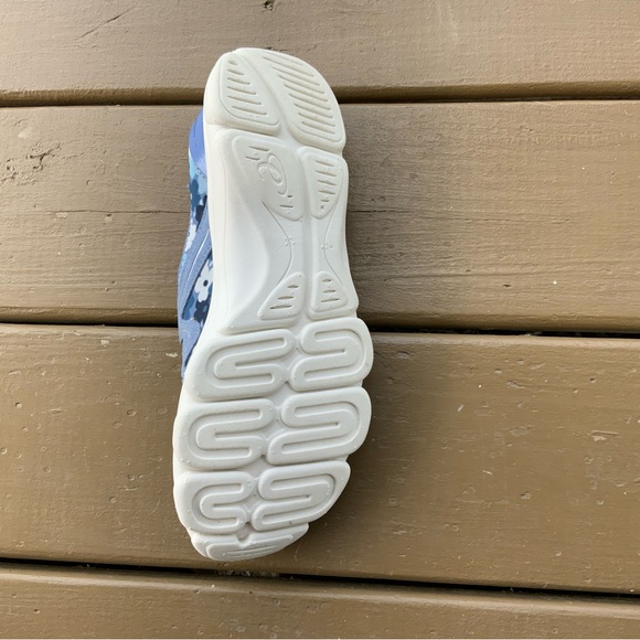 Easy Spirt Blue Shoes - Picture 4 of 6